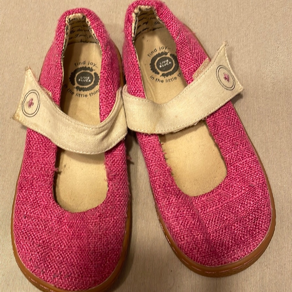 Livie and Luca magenta shoes size 1